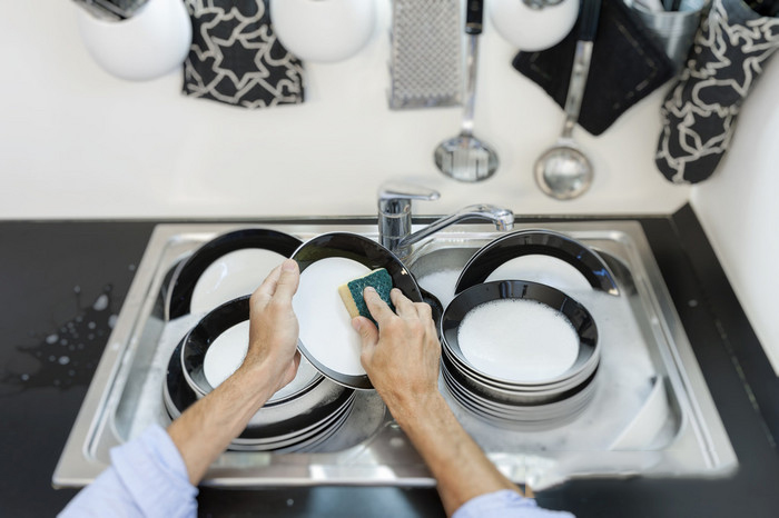 超实用的厨具、餐具清洁法 - 还原水