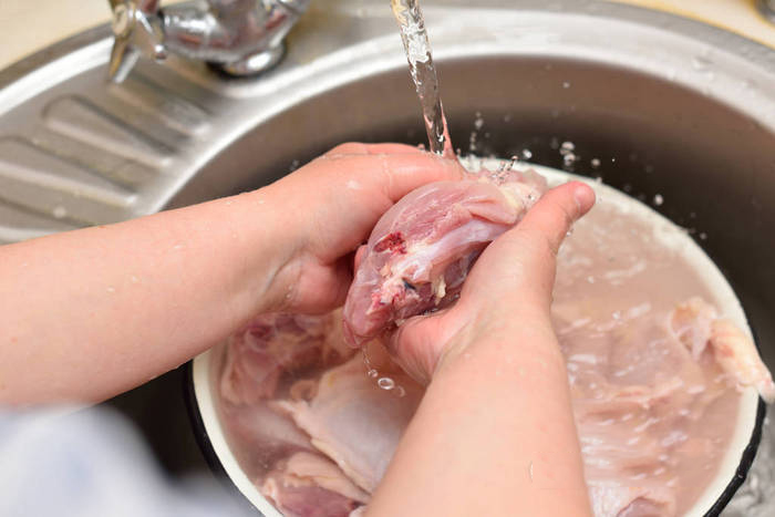 强还原水和酸性水清洗肉类